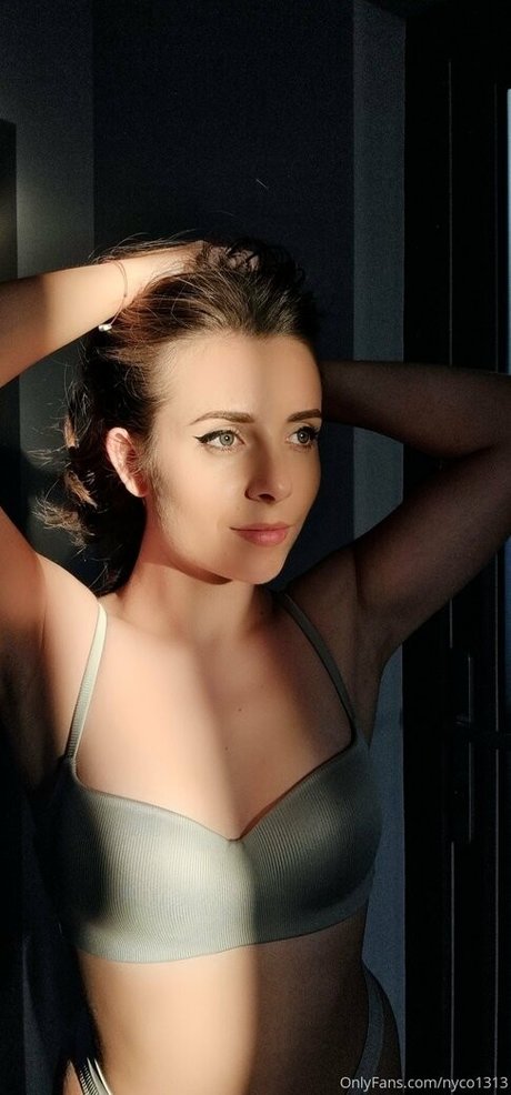nyco1313 estrella porno bonita imagen