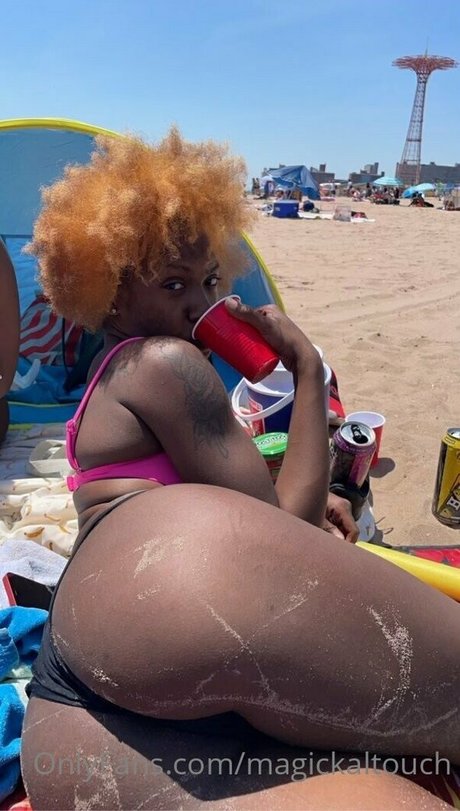 magickaltouch actriz de desnudos fotos