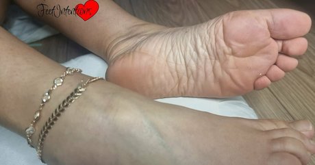 feetintentions desnudos de estrellas porno archivo