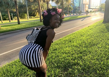 goddessdevyn desnudos de modelos archivo