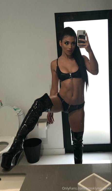 brooklyngrayxxx actriz sexual galerías