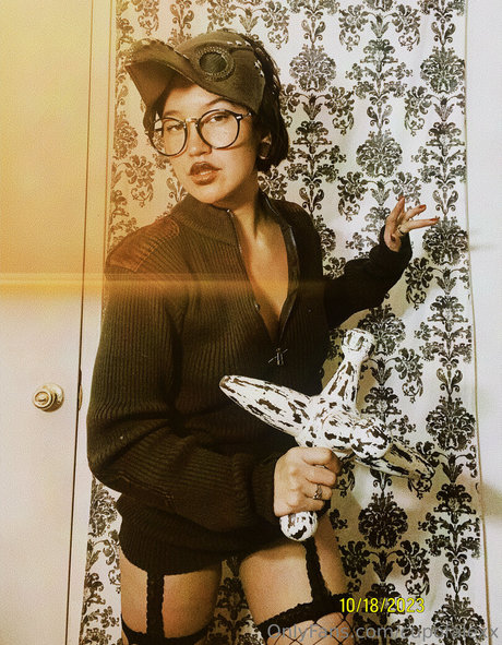 Cupofalexx arte estelar imagen