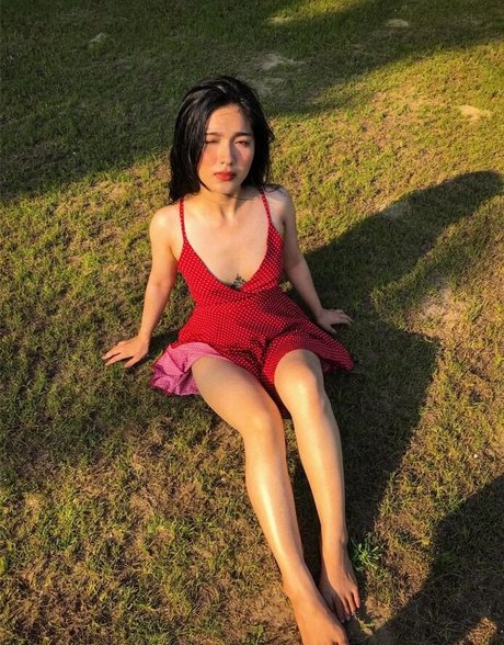 Asianbabyggirl actriz erótica imágenes