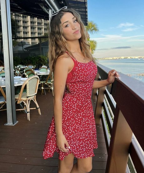 Ava Justin modelo agradable galería