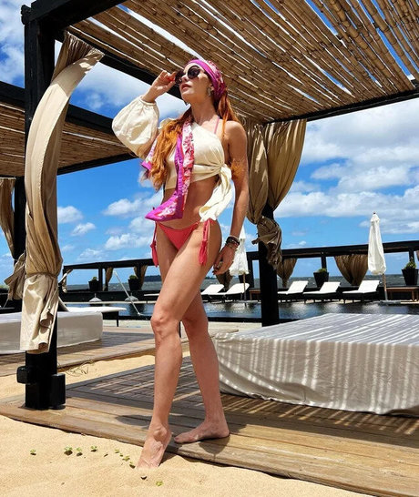 Julianne Trevisol estrella porno fotos