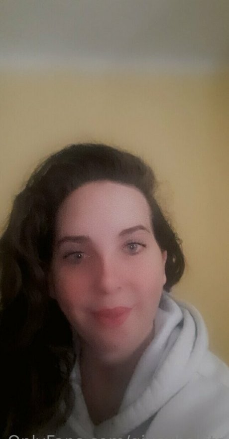 only queen84 estrella superior archivo