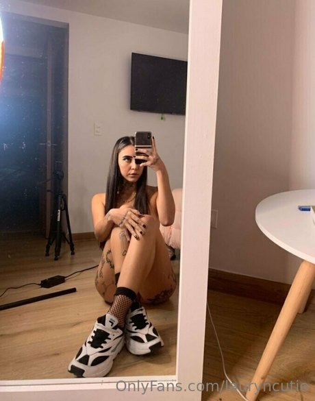 lauryncutie modelo libre foto