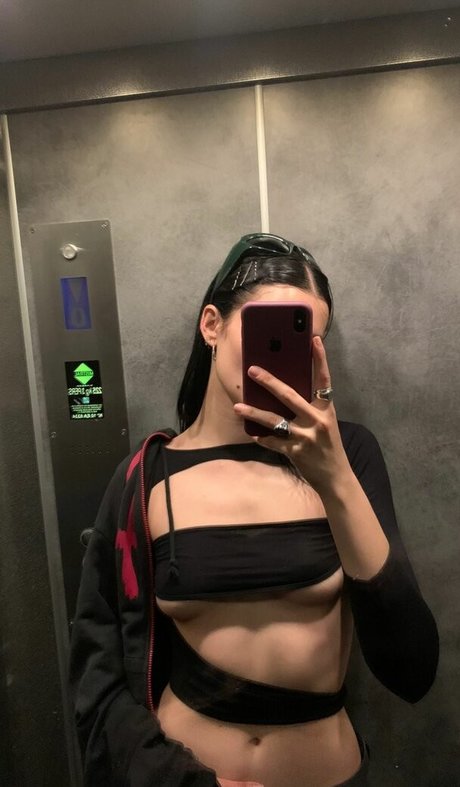 evgenianirka estrella porno atractiva imágenes