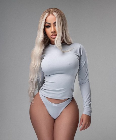 Yailin La Mas Viral modelo perfecto imágenes