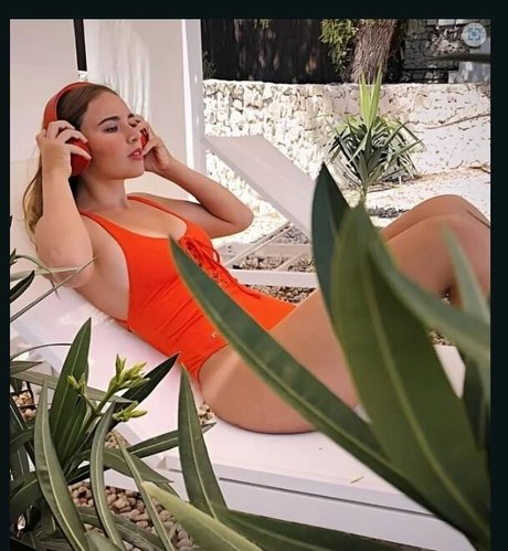 onlyfans de asiáticas con curvas desnudo superior galerías