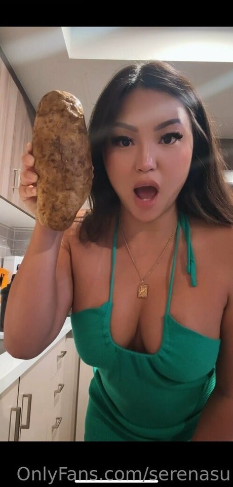 serenasu modelo de alta definición imágenes