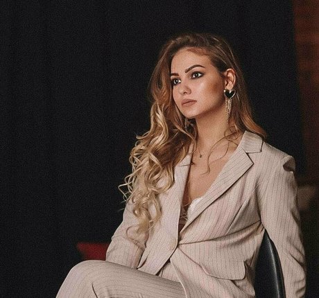 leila hottie estrella porno caliente imágenes