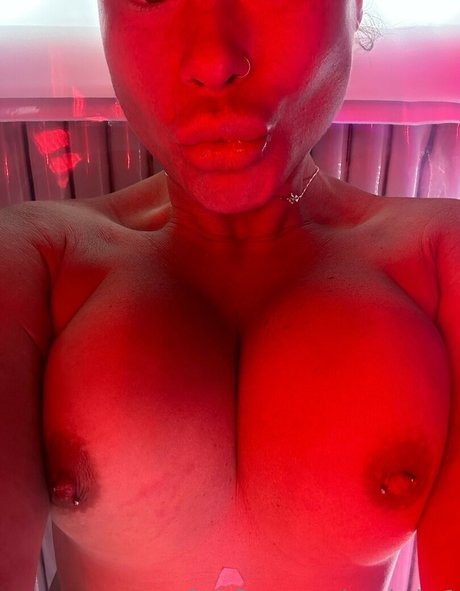 onlyfans de asian findom caliente bonita fotos