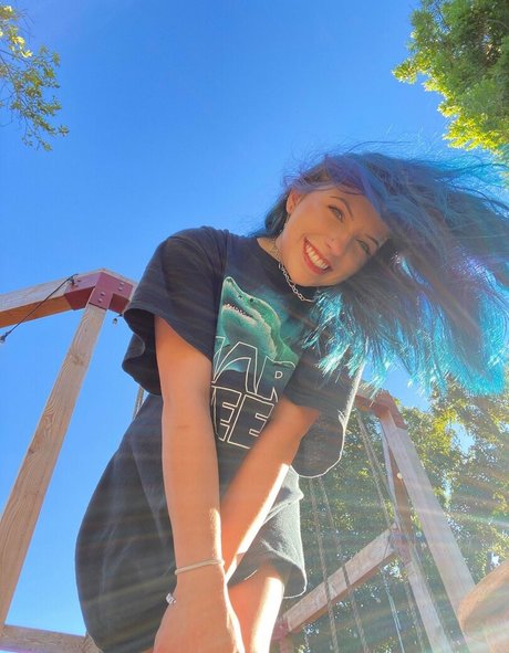 validationneeded modelo atractivo imágenes