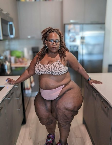 ms thickerthan actriz de alta definición fotos