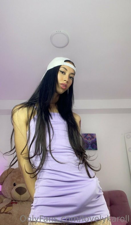 lovelykaroll xxx estrella porno archivo