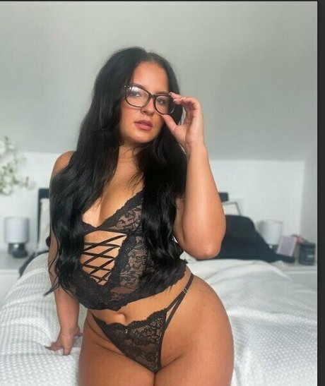 keziwarwick estrella porno atractiva archivo