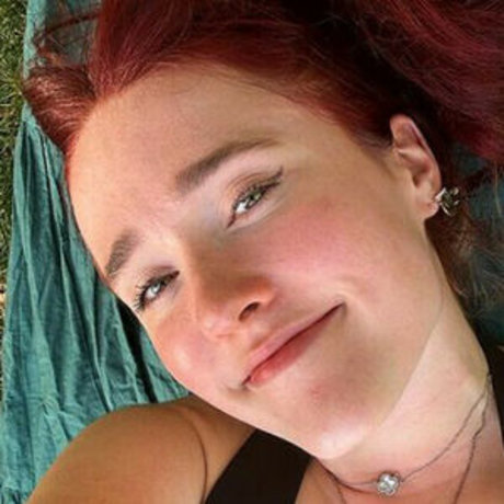 Bailey Grey hermosa estrella foto