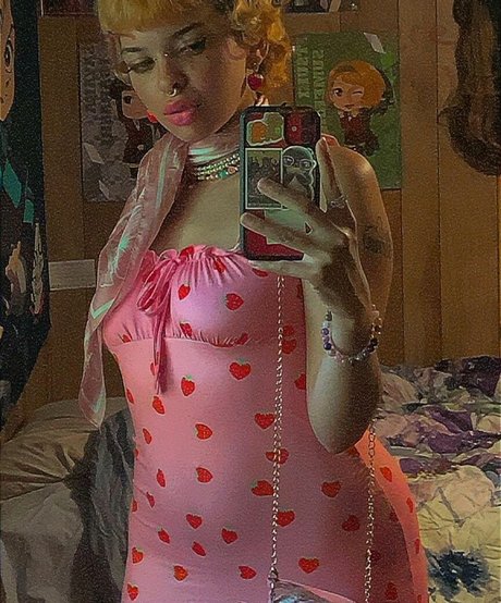 Rinnn 777 actriz perfecta galería