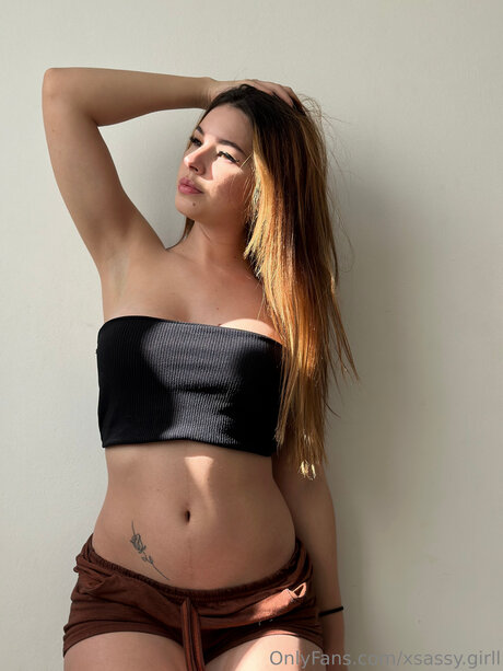 xsassy girll modelo pornografico imágenes