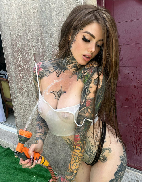 sinfuldollx hermosa estrella galería