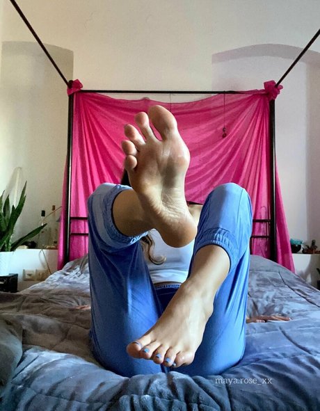 maya rose xx estrella porno adulto imagen