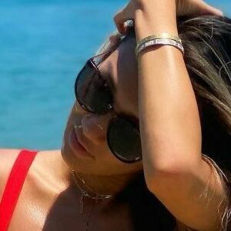 angelaoreo modelo caliente imagen