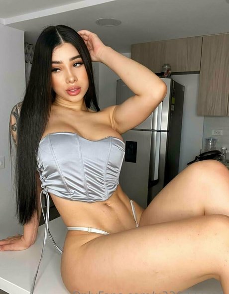 lennaivanovavip sexo modelo galerías