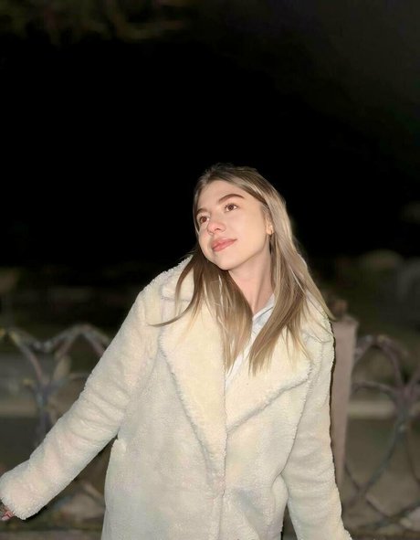 sunnyjenny actriz de desnudos archivo