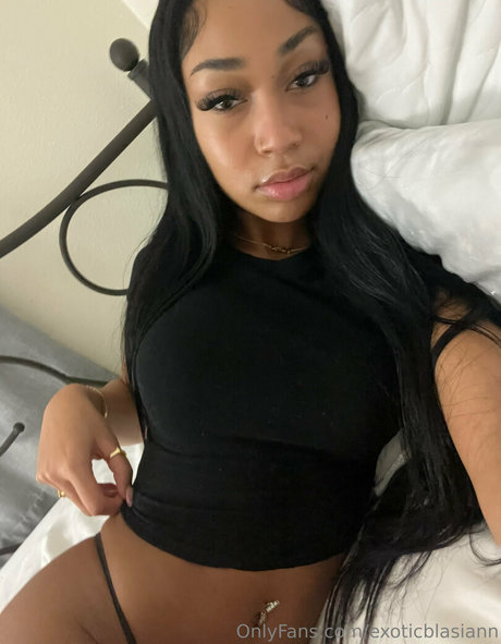 exoticblasiann estrella foto