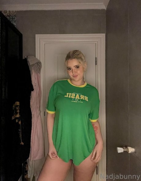 bunnynadja modelo agradable galería