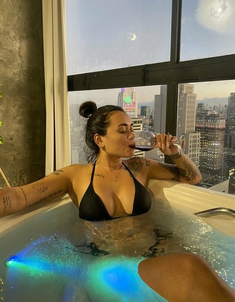 yasminmiller estrella desnuda archivo