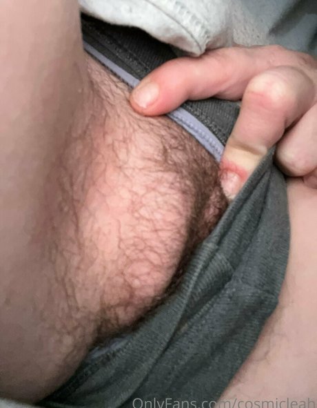 morena pequeña onlyfans adulto perfecto foto