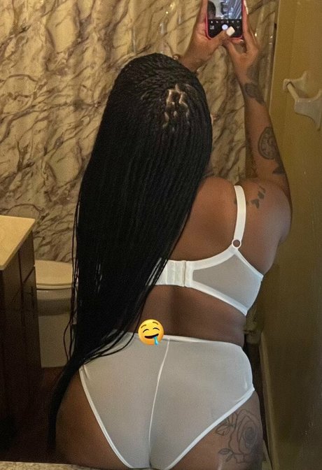 bikini de ébano onlyfans exclusivo agradable imagen