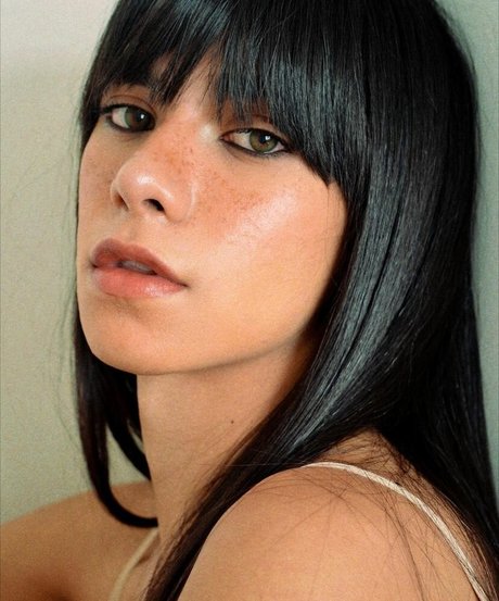 Gabrielle M desnudos de estrellas porno fotos