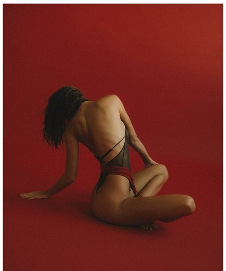 an stasiia modelo agradable imágenes