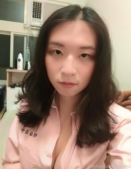 xxxyahui actriz perfecta galería