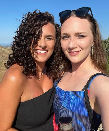 Anna Demetriou actriz adulta foto