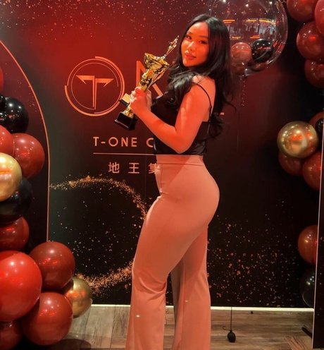 YueYue buen modelo imagen