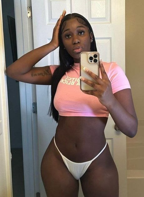 korectiion actriz atractiva imagen