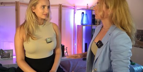 Kewas Asmr estrella porno hermosa galería