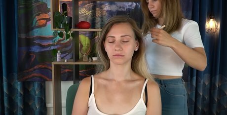 Kewas Asmr estrella erótica archivo