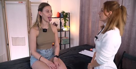 Kewas Asmr estrella de alta calidad imagen