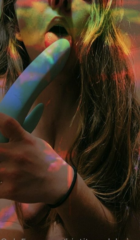 bigtitsandchains estrella erótica archivo