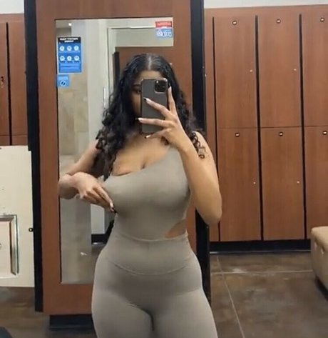 Sh33Natay estrella hermosa fotos