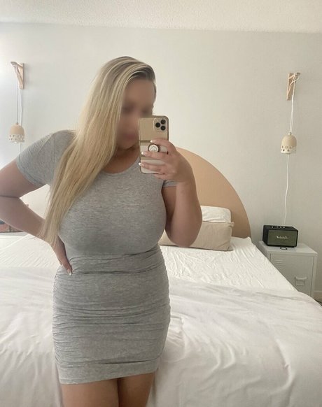 Vanessa Jolie arte estrella porno galería