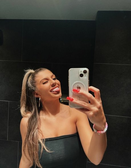 Jordan Lewis estrella porno caliente galería