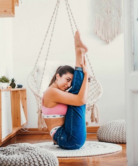 Martina Rando estrella porno gratis foto