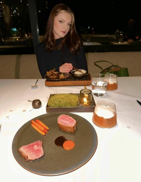 Rhiannon Jena modelo xxx imagen