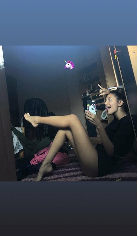 Tea Divljak actriz de alta calidad imagen